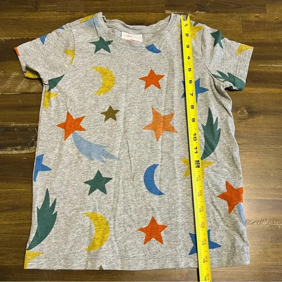 Hanna Andersson Stars and Moon Tee - Picture 6 of 6